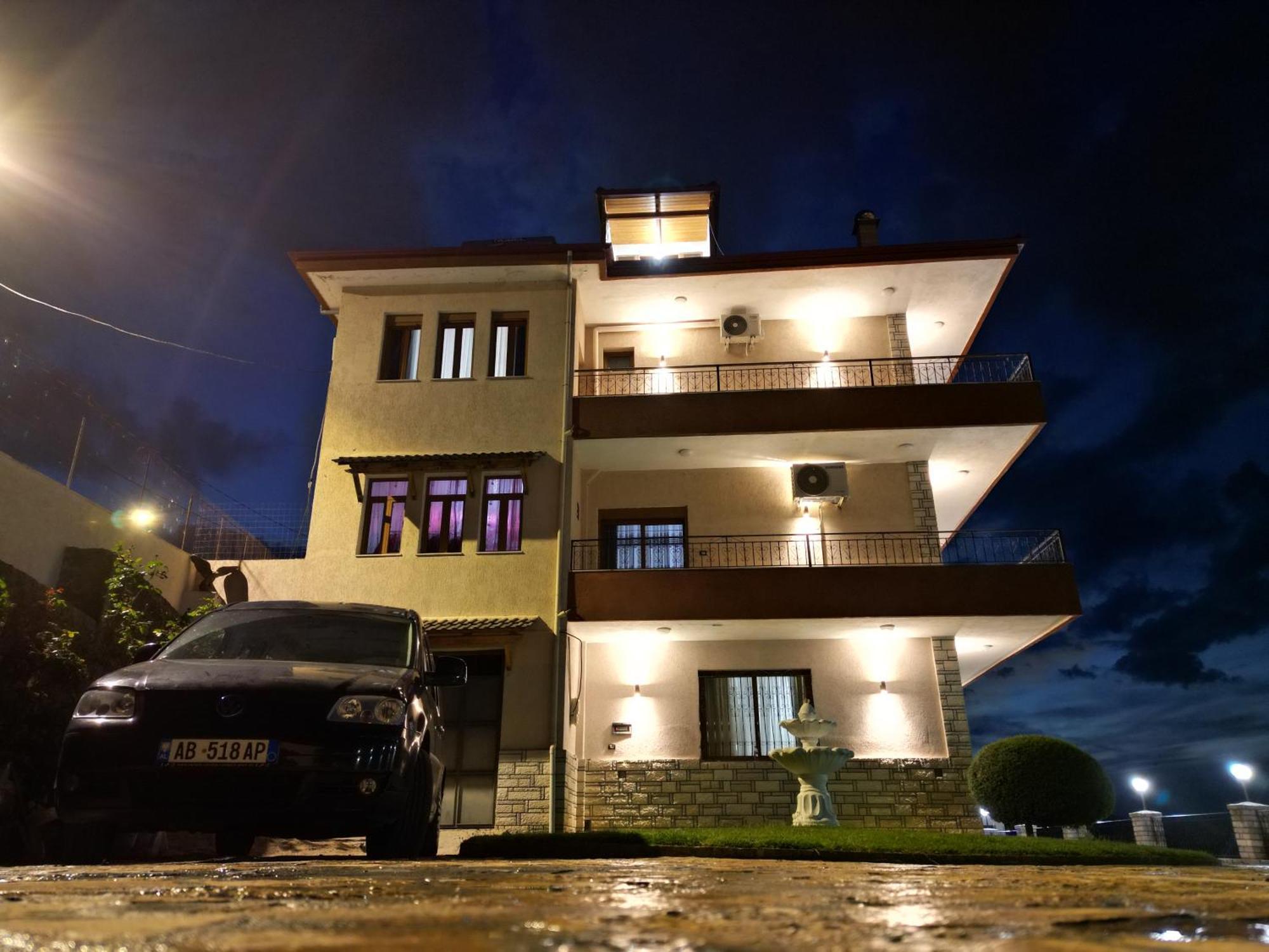 Shena Guest House Gjirokastër Exterior foto