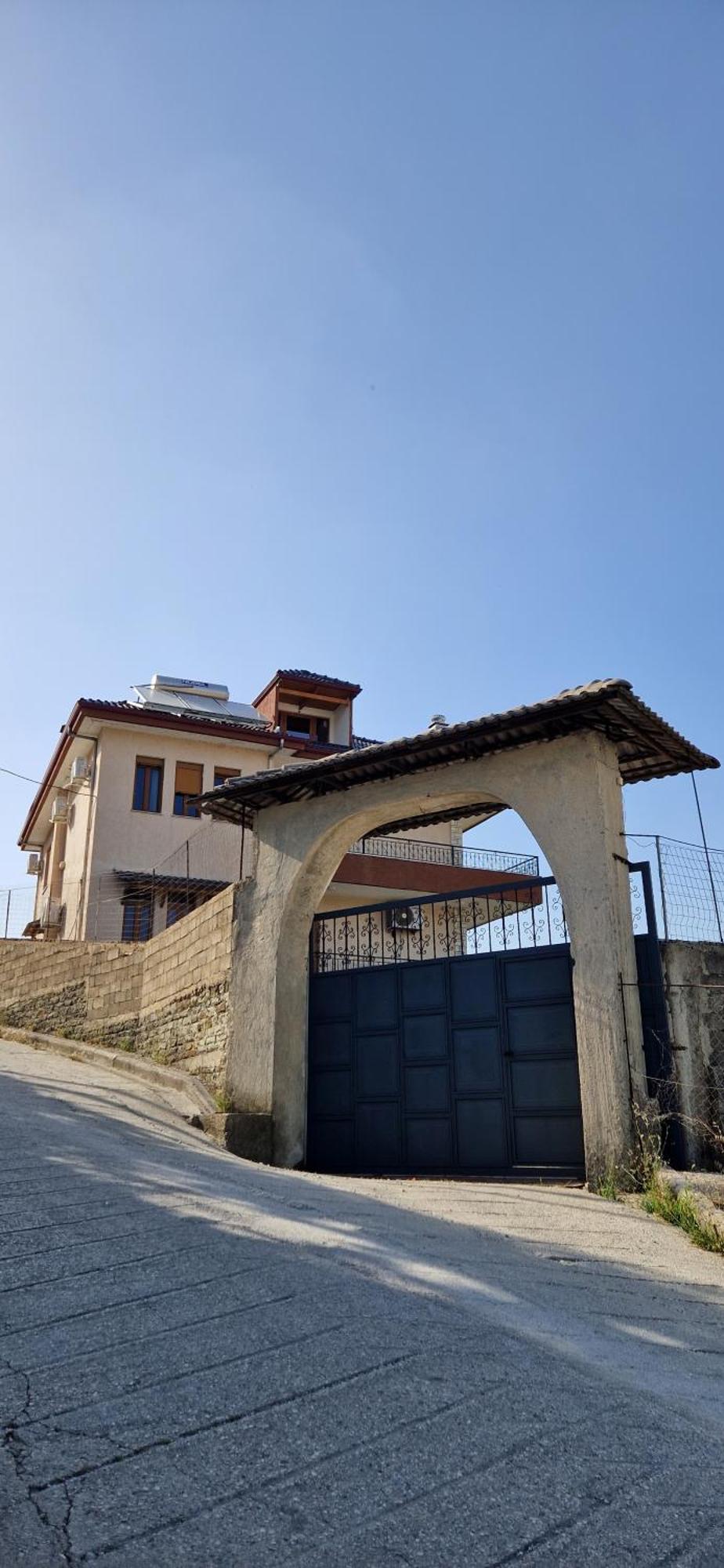 Shena Guest House Gjirokastër Exterior foto